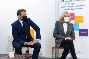 Emmanuel et Brigitte Macron au soutien des "aidants"