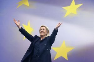 Marine Le Pen le 1er mai dernier à Paris.