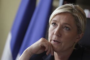 Marine Le Pen dans son bureau, le 12 mai.
