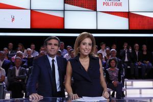 David Pujadas et Léa Salamé vont réaliser jeudi des interviews individuelles des candidats de quinze minutes. 