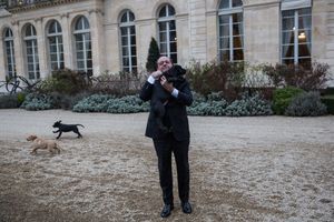 François Hollande : Philae, dernier lien avec l’Elysée