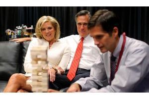 Est-ce ainsi que Mitt Romney a construit sa victoire dans le débat ? Quelques heures avant le début de la confrontation, le candidat jouait à la tour infernale avec son épouse, Ann, et son fils Matt. 