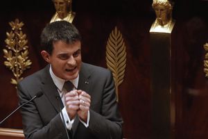 Manuel Valls à la tribune de l'Assemblée nationale, jeudi.