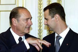 Le président Jacques Chirac avec Bachar el-Assad, en juin 2001 à l'Elysée.