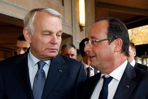 Jean-Marc Ayrault et François Hollande le 20 septembre à Paris.