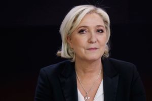 Marine Le Pen sur le plateau de France 2, le 24 avril 2017.