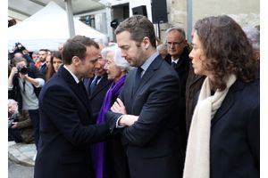 Macron rend hommage au préfet Erignac : son assassinat "ne se justifie pas, ne se plaide pas" 