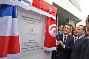 Emmanuel Macron inaugurant une antenne de l'Alliance française.