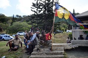 Des partisans du "oui" au référendum sur l'indépendance en Nouvelle-Calédonie, en campagne à Noumea, le 30 octobre 2018. 