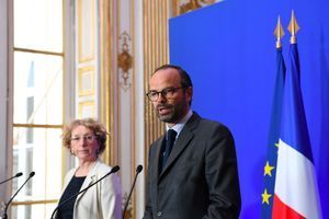 Edouard Philippe et Muriel Pénicaud en conférence de presse, le 6 juin 2017 à Paris.