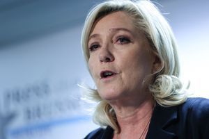 Marine Le Pen, à Bruxelles le 22 octobre 2021.
