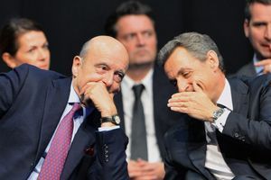 Alain Juppé et Nicolas Sarkozy le 14 octobre 2015 à Limoges.