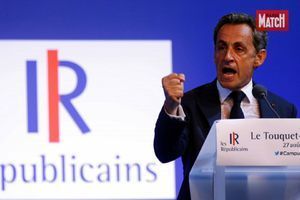 Sarkozy roule-t-il trop à droite ?