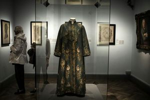 Le musée lyonnais retrace 4.500 ans d'histoire du textile.