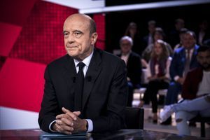 Alain Juppé sur le plateau de "L'Emission politique" de France 2, jeudi soir.