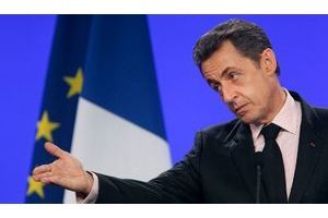  Nicolas Sarkozy défend l'instauration accélérée d'une taxe sur les transactions financières.