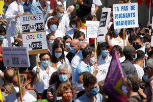 La manifestation des soignants à Paris, le 16 juin. 