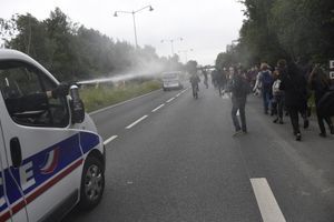 A Rennes, la police charge et fait plusieurs blessés