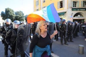 Geneviève Legay quelques instants avant d'être grièvement blessée, lors de la manifestation à Nice en mars. 