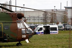 Un détenu avait agressé deux surveillants à Condé-sur-Sarthe, début mars.