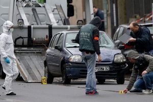 La police scientifique après la fusillade de Montrouge, jeudi dernier.