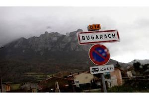  Le village de Bugarach, dans l'Aude. 