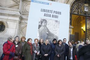 Une affiche soutenant Asia Bibi a été dévoilée sur l'Hôtel de Ville de Paris en décembre dernier.