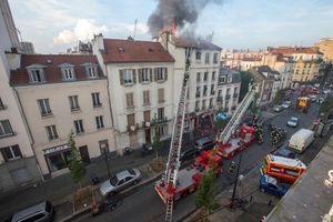 Le 6 juin 2016 à Saint-Denis, un feu avait coûté la vie à cinq personnes - une mère de famille et ses trois enfants de 12 à 21 ans, et une femme de 20 ans. 