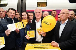Didier Deschamps à Nice pour le départ du train des Pièces Jaunes 