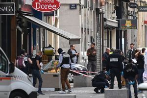 Explosion d'un colis piégé à Lyon : les premières images 