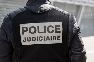 Les treize militants, douze hommes et une femme "âgés de 21 à 52 ans, de profils divers", ont été placés en garde à vue, a précisé le parquet de Marseille dans un communiqué. (Photo illustration)