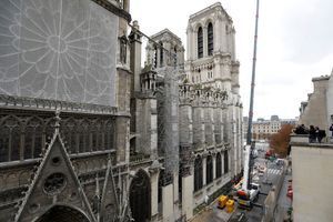 Les travaux pour consolider la cathédrale Notre-Dame de Paris six mois après l'incendie. 