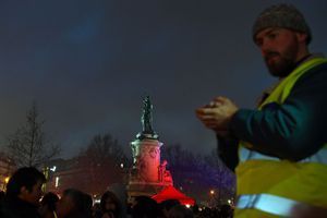 A Paris, des manifestants prêts pour la "nuit jaune"
