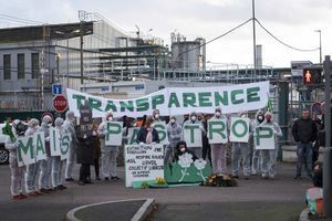 Rassemblement devant l'usine Lubrizol de Rouen, en janvier 2020.