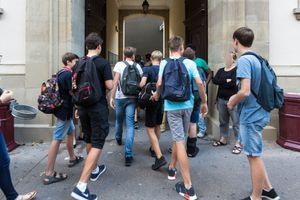 Huit jeunes ont été interpellés après les violences commises devant un lycée de Tremblay-en-France (image d'illustration).