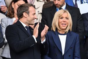 Brigitte et Emmanuel Macron, premiers supporters des Bleues