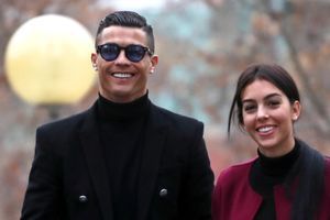 Condamné à payer une nouvelle amende au fisc, Ronaldo parade au tribunal