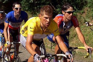 Jan Ullrich, Laurent Jalabert et Bobby Julich sur le Tour de France 1998.