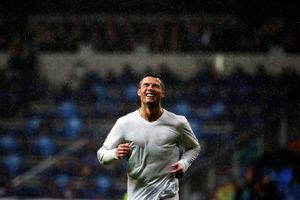Cristiano Ronaldo sur la pelouse du stade Santiago Bernabeu, à Madrid, samedi dernier.
