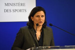 La ministre des Sports Roxana Maracineanu lundi en conférence de presse. 