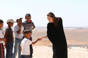 Angelina Jolie lance un appel au monde pour les réfugiés syriens 