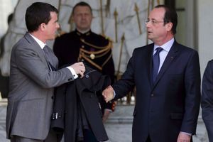 Manuel Valls et François Hollande le 23 avril à l'Elysée.