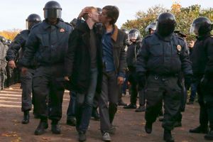 Manifestation sous haute tension à Saint-Pétersbourg
