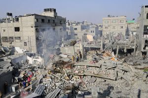 La ville de Rafah, dans le sud de la bande de Gaza, en majeure partie dévastée par les bombardements israéliens. Photo prise le 2 août dernier. 