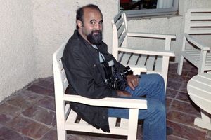 Le photojournaliste Abbas à Alger, en 1988. 