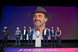Claude Lelouch et le Festival de Deauville rendent hommage à Jean-Paul Belmondo
