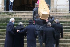 Obsèques de Claude Brasseur : le dernier adieu de ses proches à Paris