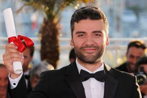 Oscar Isaac était venu chercher le Grand prix du jury du dernier Festival de Cannes, en l'absence des frères Coen. 