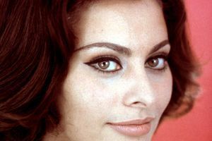 Sophia Loren, la "Divine" napolitaine