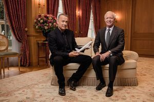 Tom Hanks et le pilote d’US Airways Chesley Sullenberger, dit Sully. Au Bristol, le 18 novembre, pour la sortie du nouveau film de Clint Eastwood.